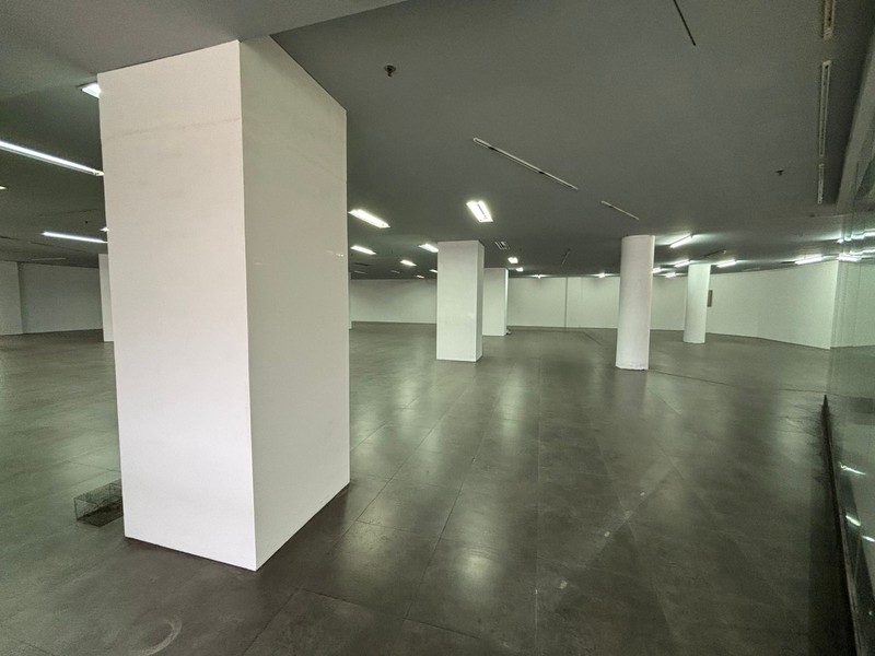 Komersial Space dengan fasilitas lengkap cocok untuk Usaha atau Kantor di Rest Area Cibubur KM 10A