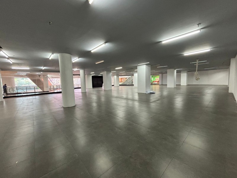 Komersial Space dengan fasilitas lengkap cocok untuk Usaha atau Kantor di Rest Area Cibubur KM 10A