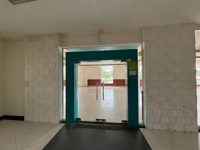 Komersial Space dengan fasilitas lengkap cocok untuk Usaha atau Kantor di Rest Area Cibubur KM 10A