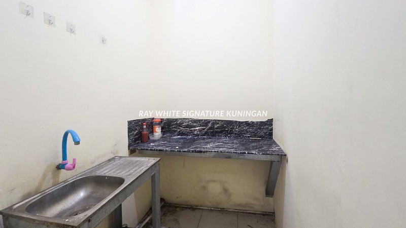 Ruko 4,5 Lantai Lokasi Prime di Jalan Utama Mampang Prapatan