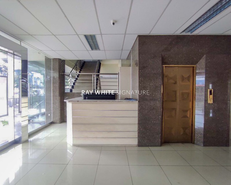 Dijual Office Building Baru 8,5 Lantai di Area Warung Buncit, Jakarta Selatan