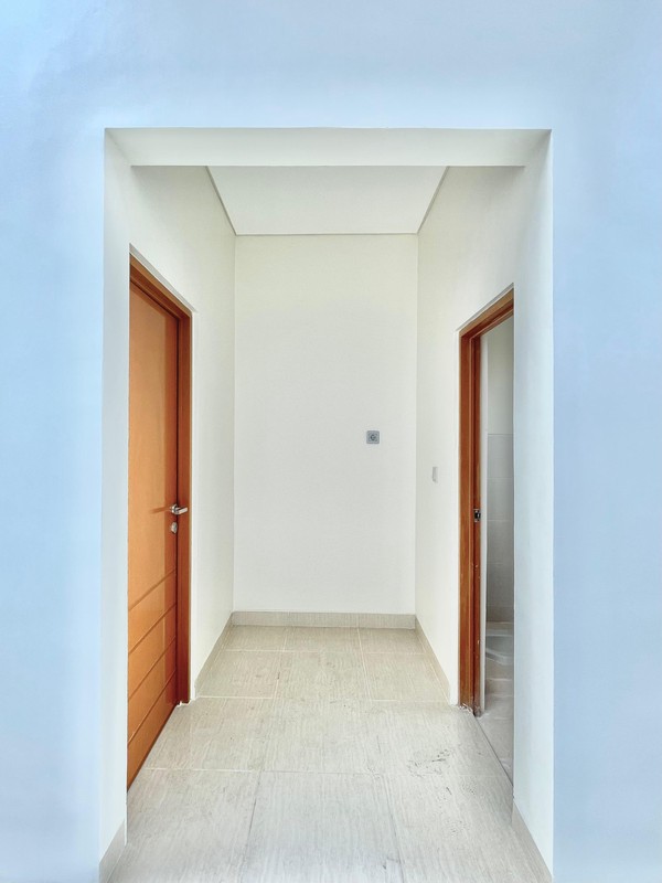 Turun harga Rumah Renovasi 2 Lantai Griya Loka BSD city