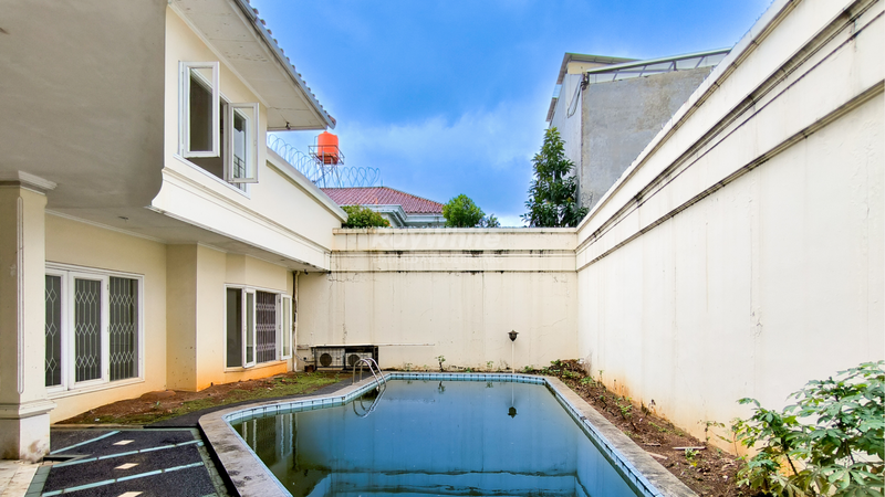 Rumah Besar LT 600m2 Kawasan Premium Lebak Bulus - Potensi Komersial Tinggi