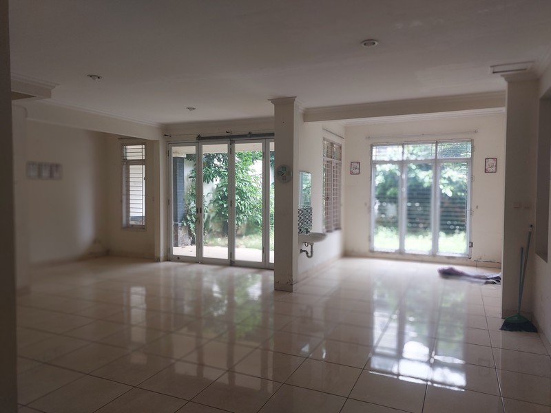 Rumah 2 lantai dalam cluster di perumahan Bukit Golf Tapos Depok