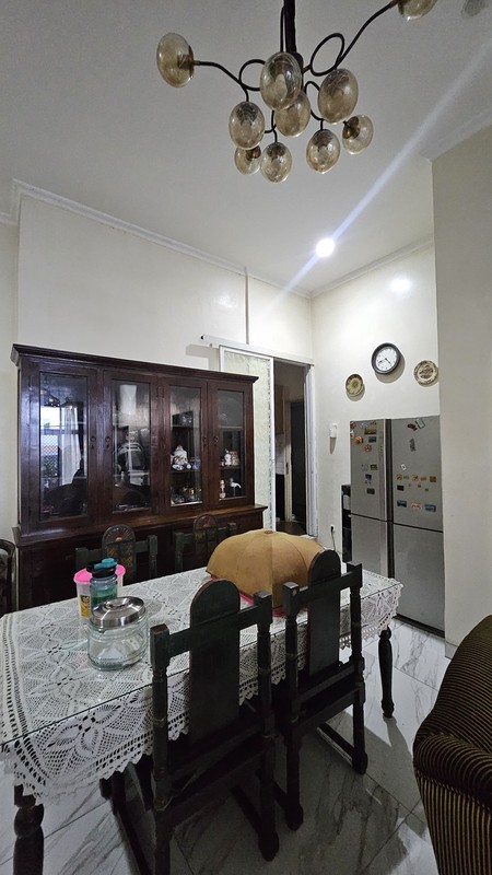 Investasi Cepat: Rumah Kos + Warteg, Pinggir Jalan Bintaro Utama