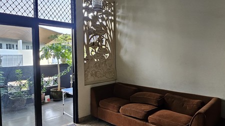 Investasi Cepat: Rumah Kos + Warteg, Pinggir Jalan Bintaro Utama