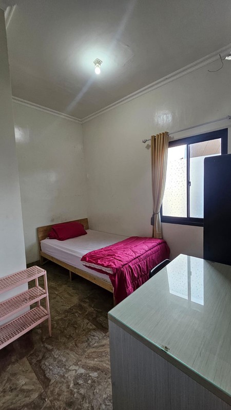 Investasi Cepat: Rumah Kos + Warteg, Pinggir Jalan Bintaro Utama