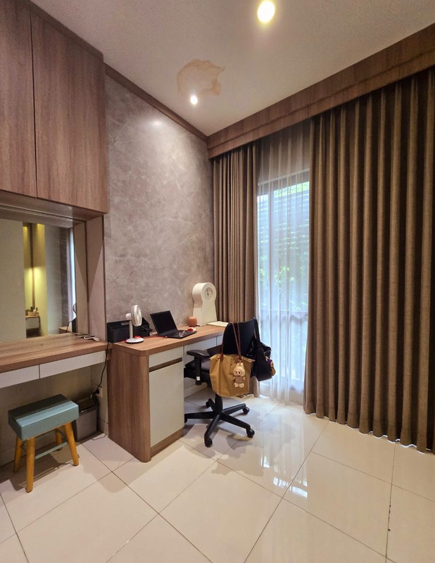 Rumah 2 Lantai Murah & Langka di Discovery Terra - 3+1 KT, LT 105 m2