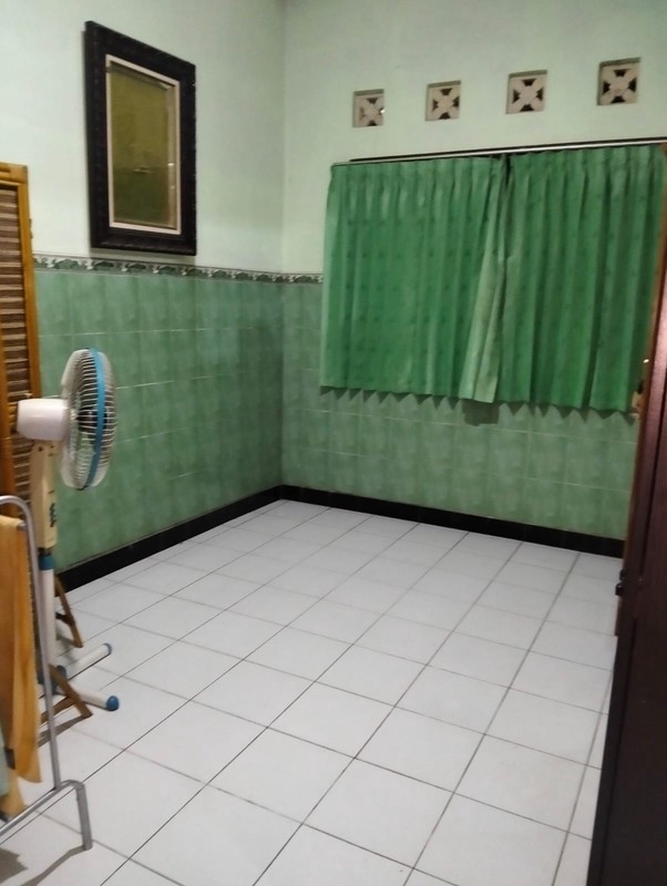 Dijual Rumah Halaman Luas di Jantung Kota Lokasi Premium Semaki, Umbulharjo, Yogyakarta