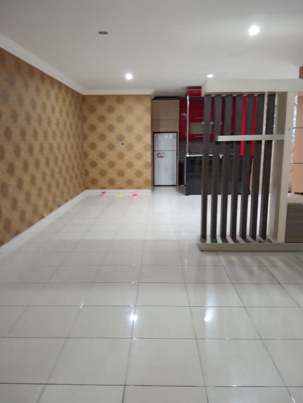 RUMAH CANTIK 2 LANTAI DI LEGENDA WISATA CIBUBUR