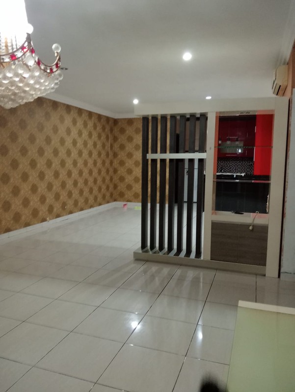 RUMAH CANTIK 2 LANTAI DI LEGENDA WISATA CIBUBUR