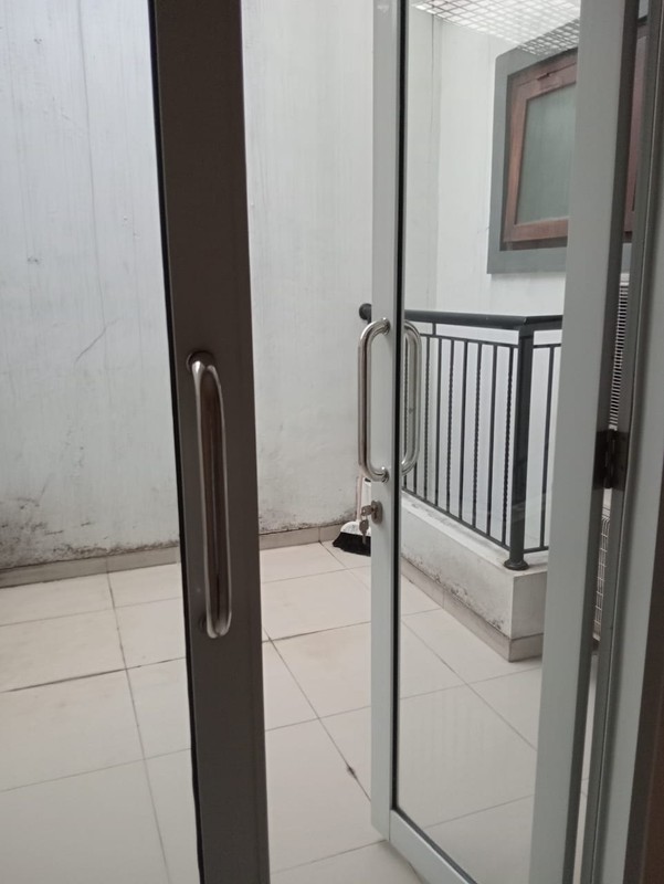 RUMAH CANTIK 2 LANTAI DI LEGENDA WISATA CIBUBUR