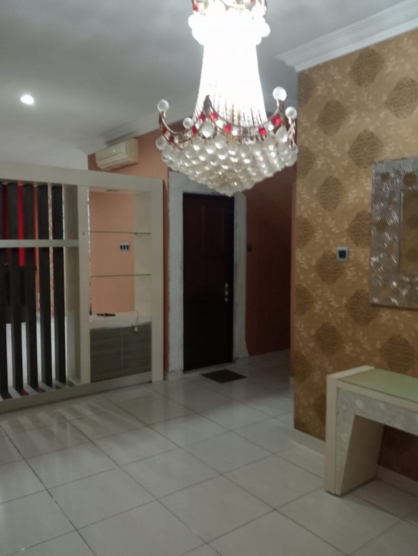 RUMAH CANTIK 2 LANTAI DI LEGENDA WISATA CIBUBUR