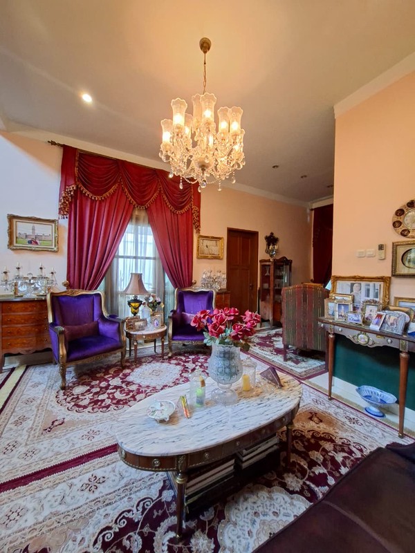 Rumah 2 Lantai Semi Furnished Siap Huni dengan Hunian Nyaman dan Asri @Bintaro Sektor 7