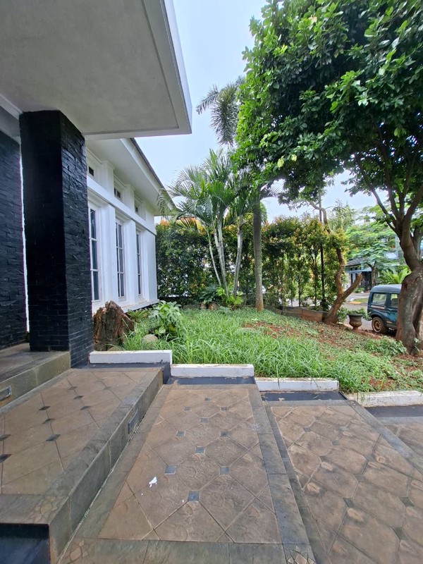 Rumah 2 Lantai Semi Furnished Siap Huni dengan Hunian Nyaman dan Asri @Bintaro Sektor 7