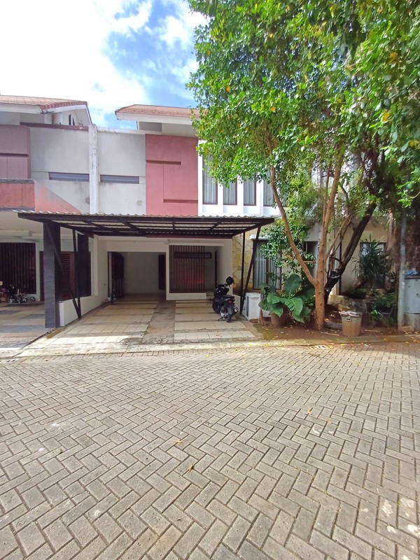 Rumah 2 Lantai Siap Huni dengan Hunian Nyaman dan Asri @Bintaro Jaya Sektor 9