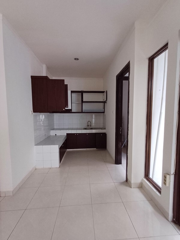 Rumah 2 Lantai Siap Huni dengan Hunian Nyaman dan Asri @Bintaro Jaya Sektor 9