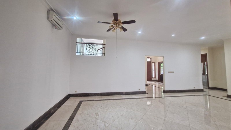 Dijual Rumah Lokasi Strategis Area Brawijaya, Kebayoran Baru, Jakarta Selatan