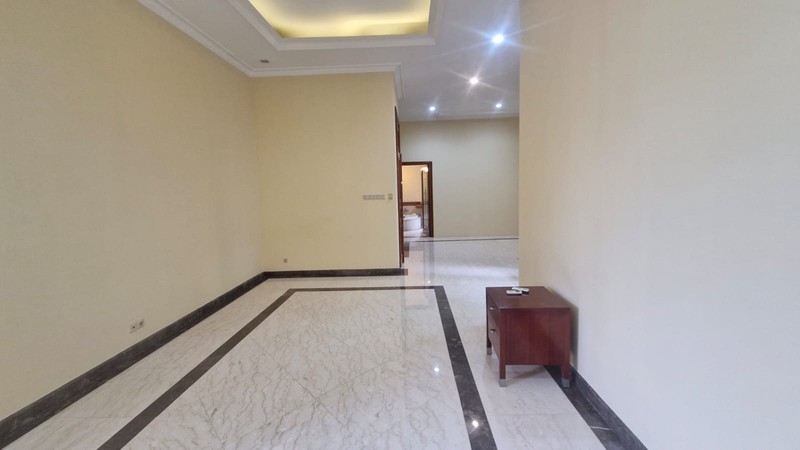 Dijual Rumah Lokasi Strategis Area Brawijaya, Kebayoran Baru, Jakarta Selatan