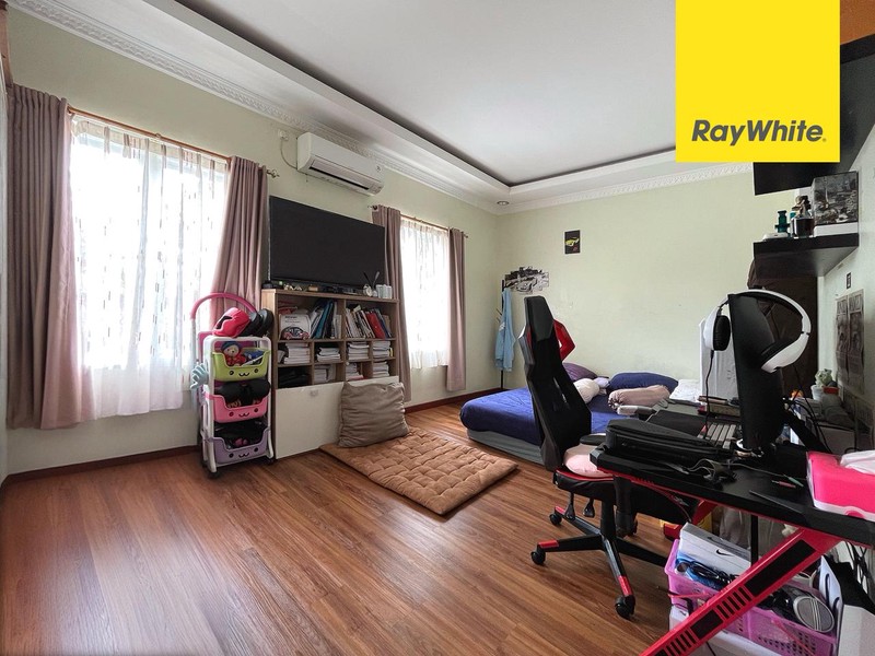 Rumah Besar Siap Huni di Boulevard Limus Pratama Narogong Cibubur