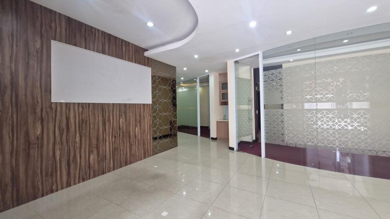 Dijual Rumah Lokasi Strategis Di Jl. Woltermongonsidi, Kebayoran Baru, Jakarta Selatan