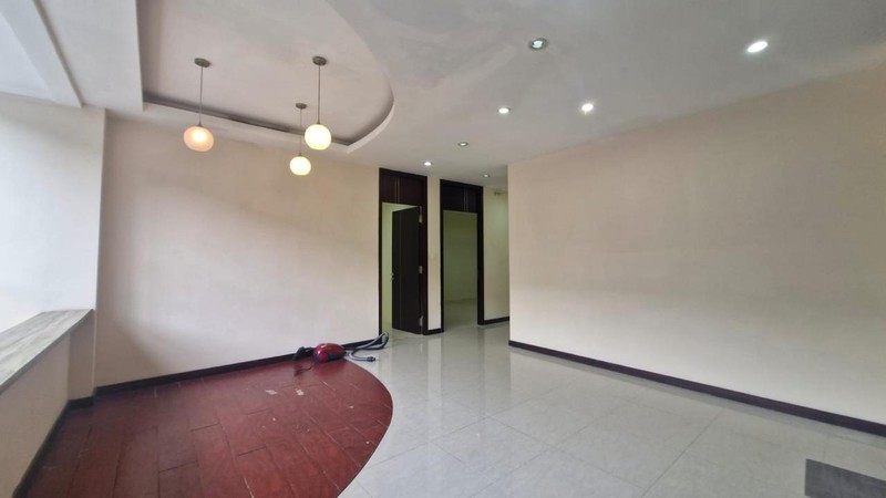 Dijual Rumah Lokasi Strategis Di Jl. Woltermongonsidi, Kebayoran Baru, Jakarta Selatan