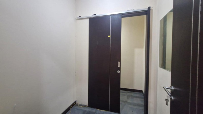 Dijual Rumah Lokasi Strategis Di Jl. Woltermongonsidi, Kebayoran Baru, Jakarta Selatan