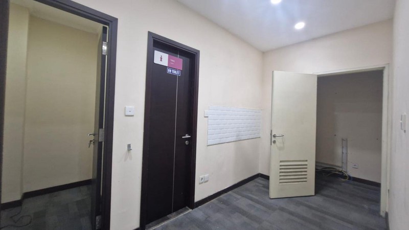 Dijual Rumah Lokasi Strategis Di Jl. Woltermongonsidi, Kebayoran Baru, Jakarta Selatan