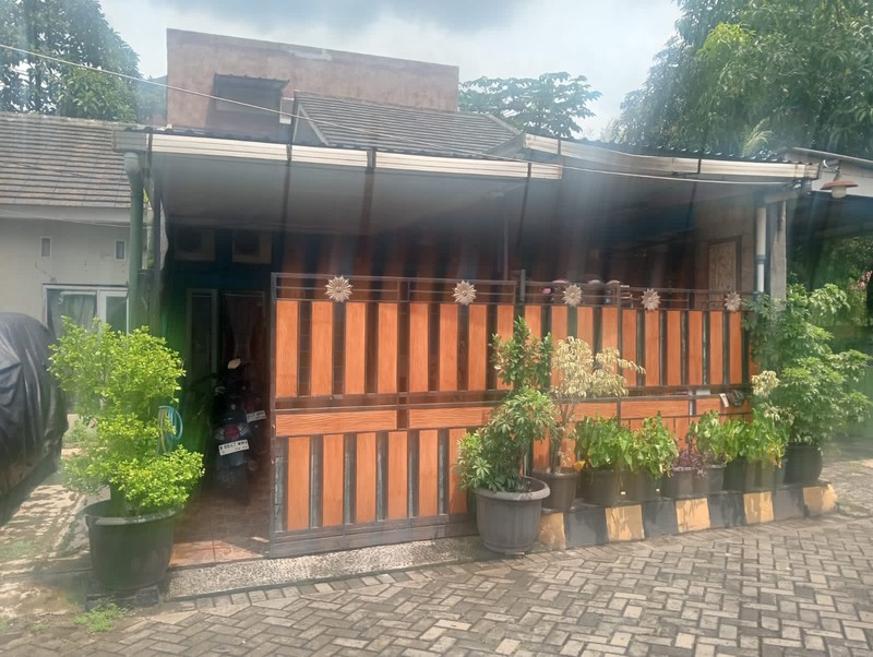 Rumah 1½ Lantai Siap Huni dengan Hunian Nyaman dan Asri @Pamulang, Tangerang Selatan