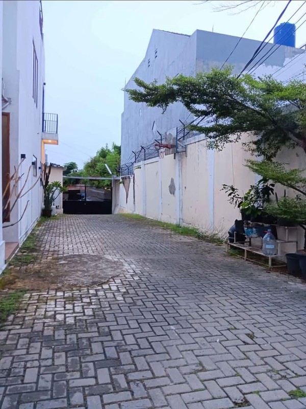 Rumah Bagus Di Alam Indah Residence, Jl Pajak Raya, Cipadu Tangerang Selatan