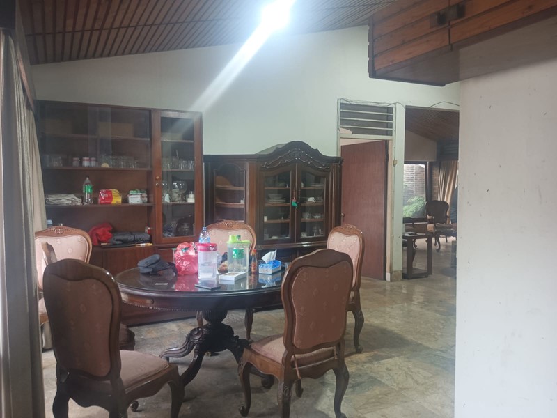 Rumah Dijual di Jalan Warung Jati Timur