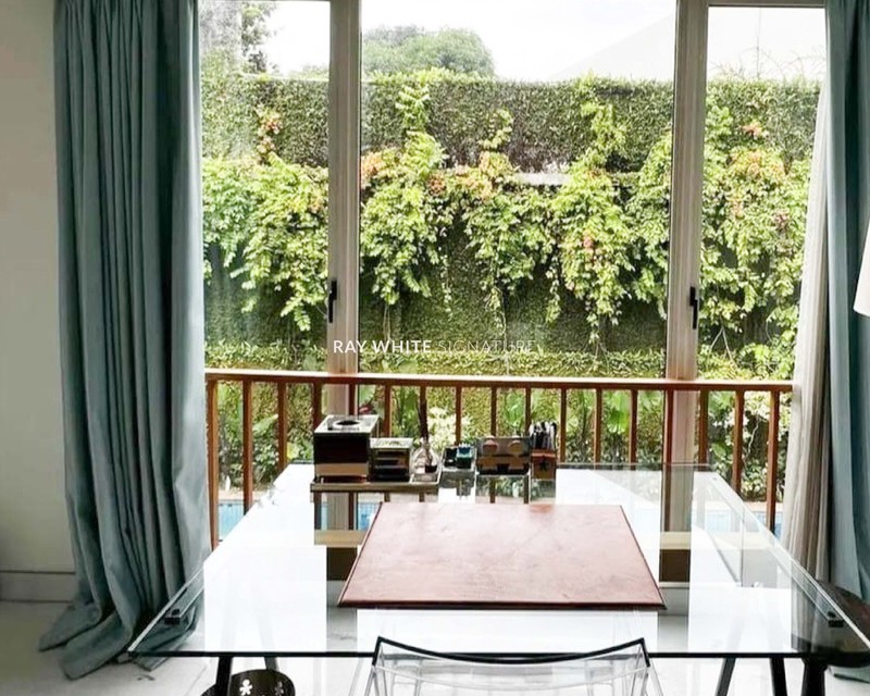 Rumah Mewah Siap Huni di Jl Patal Senayan Design Modern