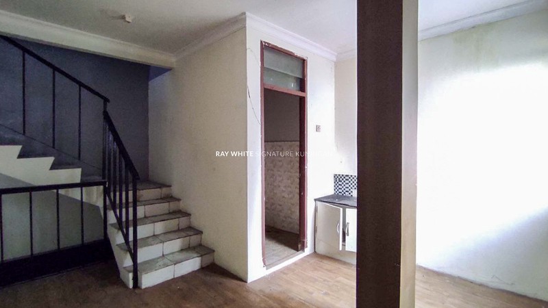 Dijual Ruko Bangunan 4 Lantai di Jl Raya Pasar Minggu Cocok Untuk Lokasi Usaha