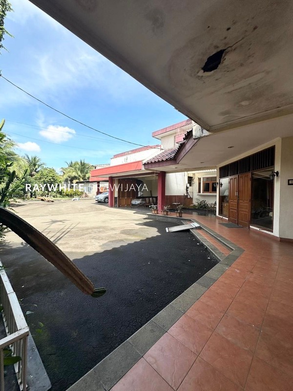 Rumah Lama Cocok dijadikan Cluster / Townhouse Area Cipete Lokasi Strategis