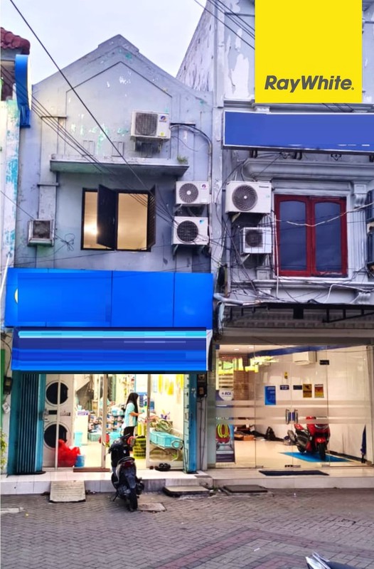 Dijual Ruko 2 lantai di Jl Brigjen Katamso Waru Sidoarjo