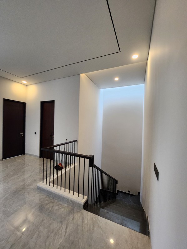 4 Milyar-an Rumah Baru Citraland Internasional Village Surabaya dekat GWALK, Sekolah Ciputra, UNESA