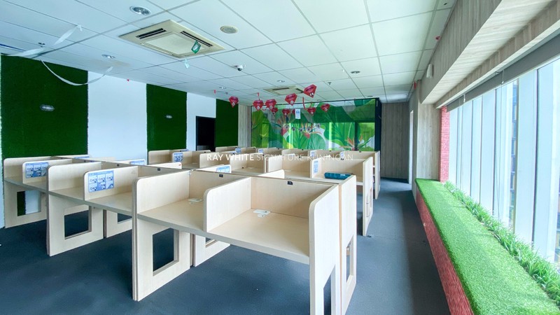 Office Space Prestigious di The H Tower Lantai 17 Jl Rasuna Said