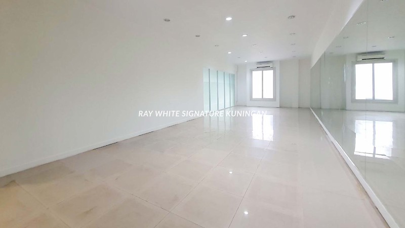 Ruang Usaha di Lokasi Premium Senopati Kebayoran Baru