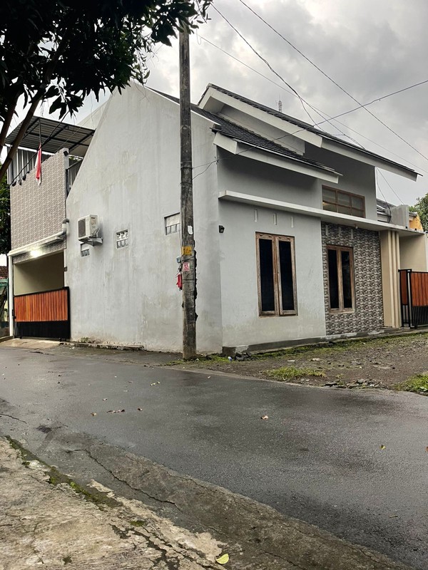 Rumah Tinggal Lokasi Strategis Akses Dekat Kampus UII - Ngaglik Sleman 