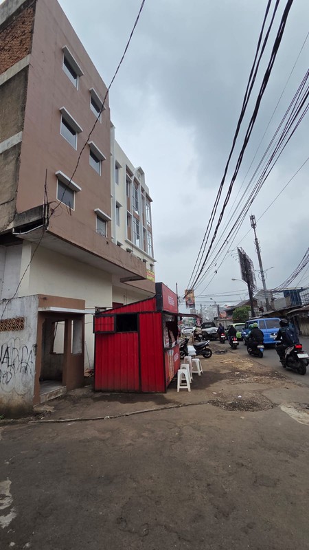 Ruko 4 Lantai Siap Pakai dan Lokasi Strategis @Bintaro jaya Sektor 3A