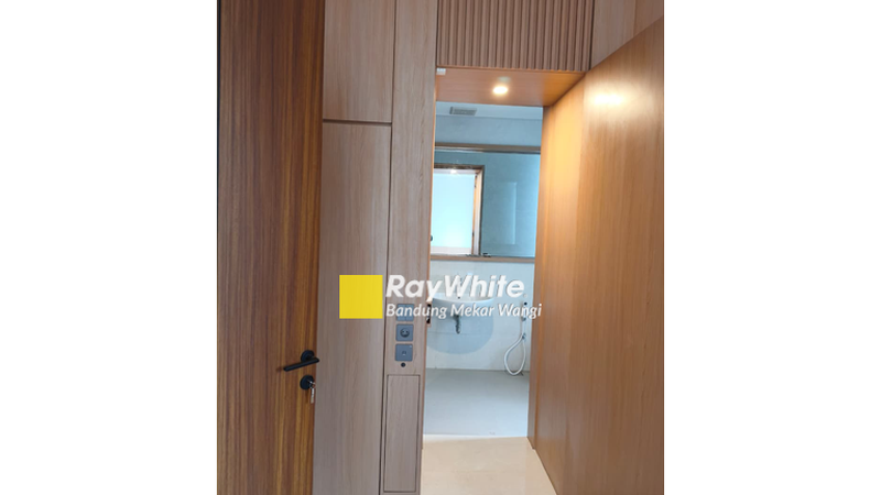 Rumah Riverside Residence Minimalis Modern