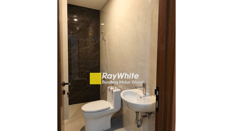 Rumah Riverside Residence Minimalis Modern