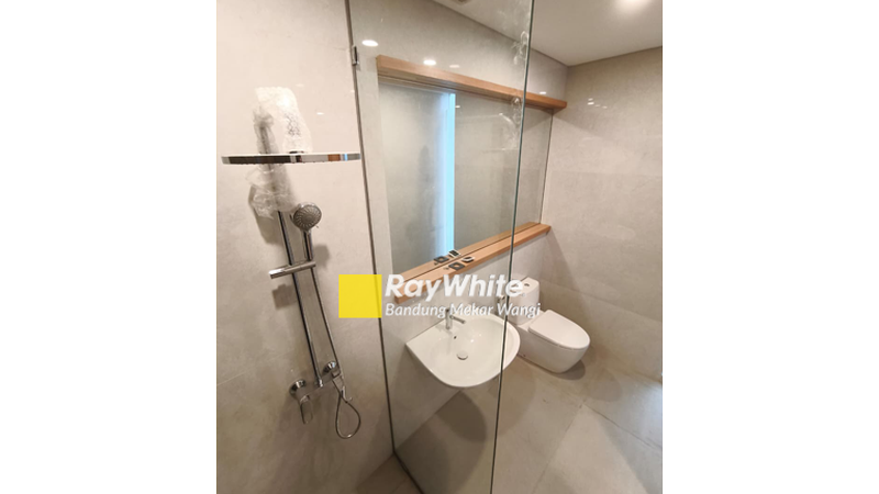 Rumah Riverside Residence Minimalis Modern