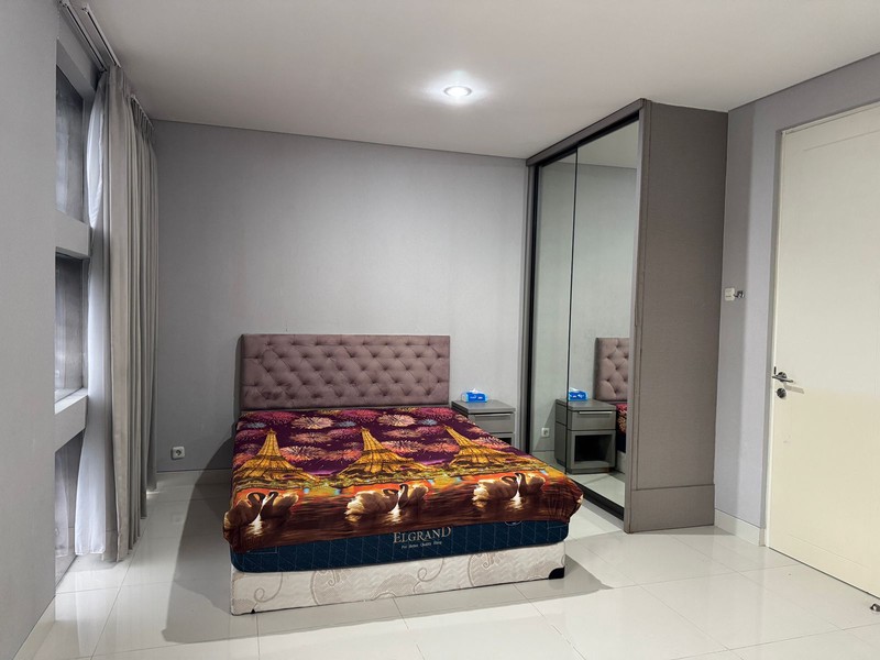 Jual Rumah semi furnish siap huni Pakuwon City