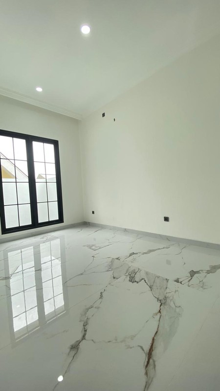 Rumah Mewah dengan Design American Clasik di Bintaro Sektor 3