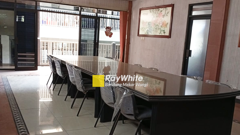 Ruang Usaha Mainroad Soekarno Hatta