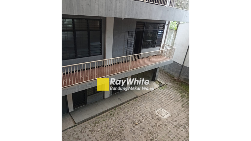 Ruang Usaha Mainroad Soekarno Hatta