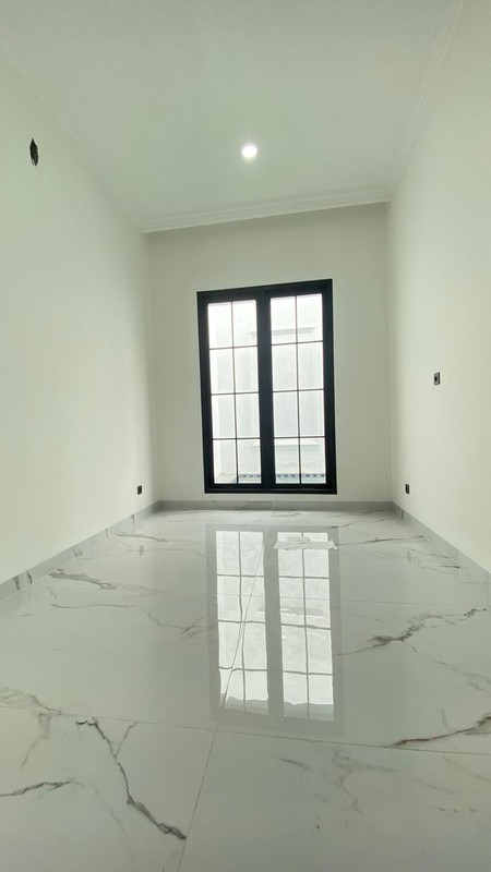 Rumah Mewah dengan Design American Clasik di Bintaro Sektor 3