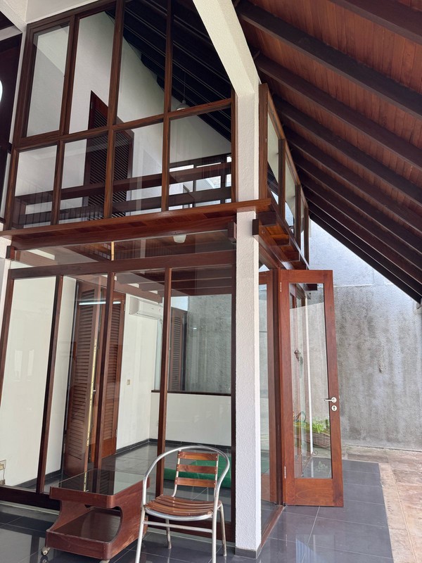 Rumah Sewa siap huni di Kebayoran Baru