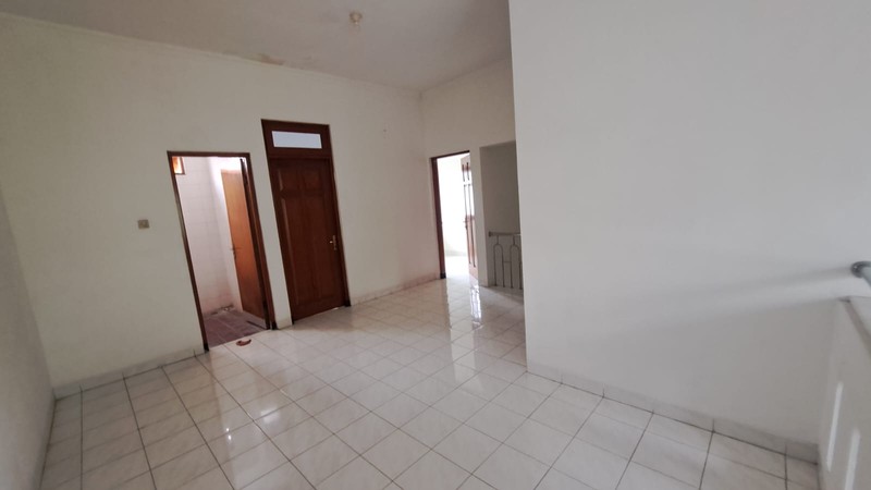 Dijual Rumah 2 Lantai dakam perum dekat dengan jalan godean km 2.8, Ngestiharjo, Kasihan, Bantul Harga: Rp 1.900.000.000
